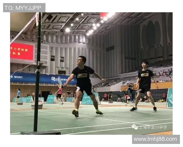 上海羽毛球队在总决赛积分榜上以85分稳居第一名展现强大实力