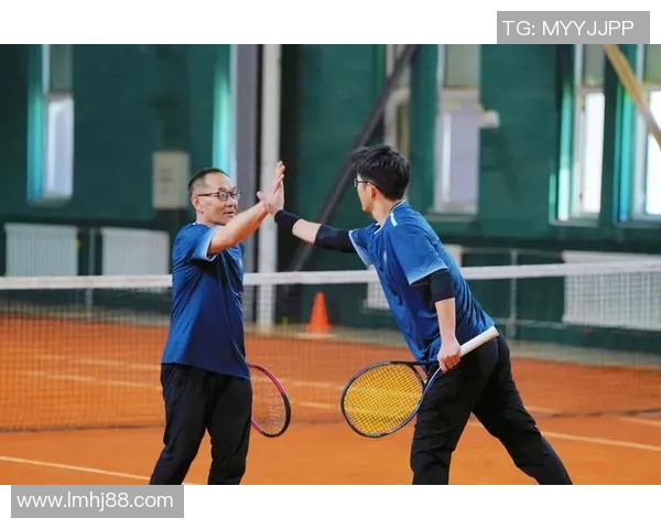 上海网球队协作分析与战术配合探讨助力网球竞技水平提升