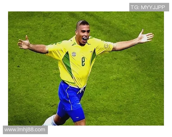 三大稀有足球明星的传奇故事与他们的独特魅力解析 三大稀有足球明星的传奇故事与他们的独特魅力解析