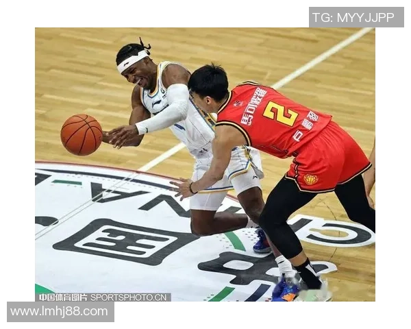 北京篮球队的辉煌历程与突破之路全景纪实