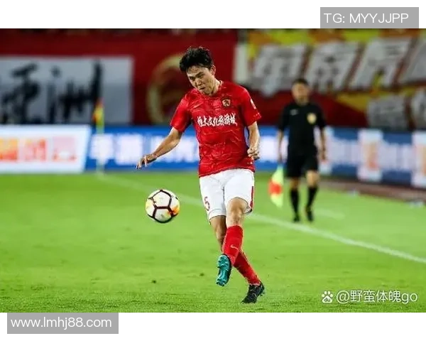 重庆足球队足球意识创新高引领全国新风潮助力球队崛起 重庆足球队足球意识创新高引领全国新风潮助力球队崛起